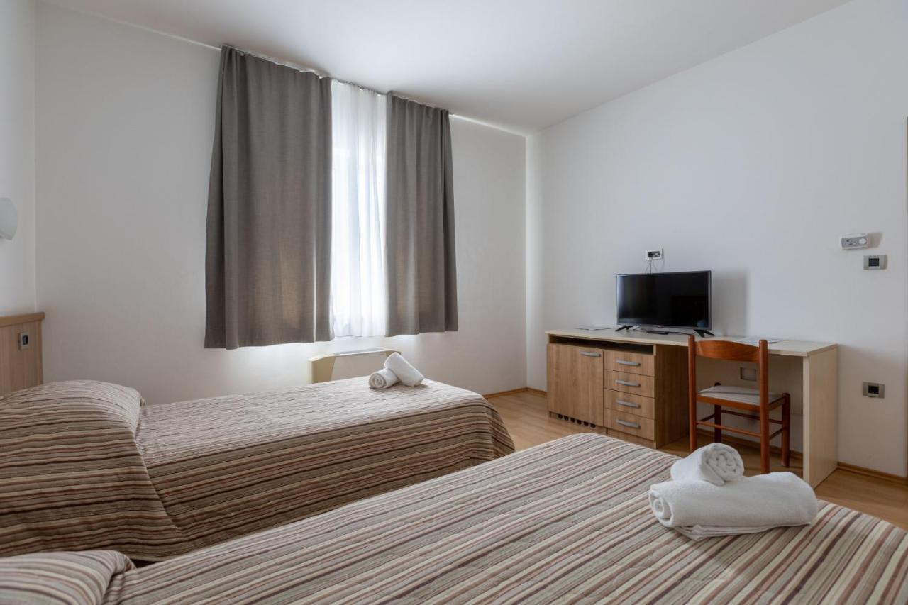 Hotel Porto Zadar Eksteriør billede