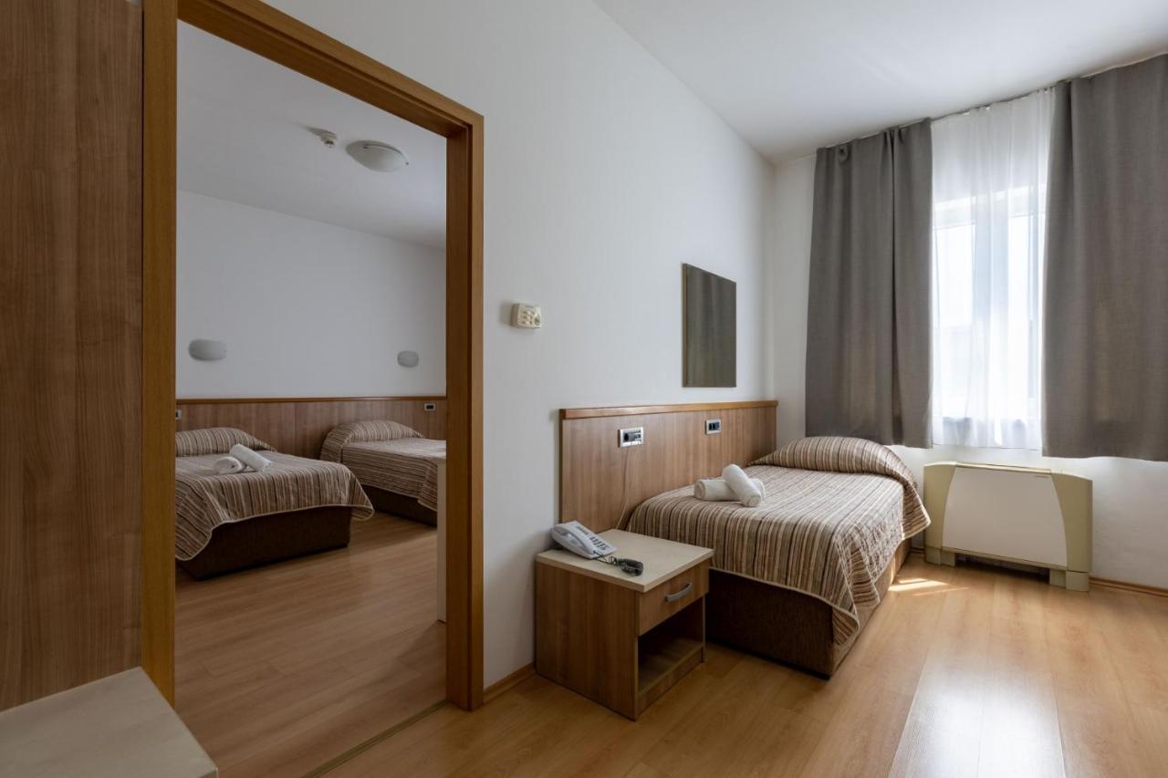 Hotel Porto Zadar Eksteriør billede